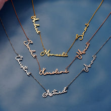 Carica l&#39;immagine nel visualizzatore di Gallery, T&amp;B  Name Necklace
