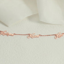 Carica l&#39;immagine nel visualizzatore di Gallery, T&amp;B  Name Necklace
