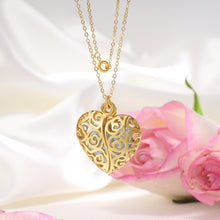 Load image into Gallery viewer, Custom RINASCIMENTO HEART PHOTO Necklace
